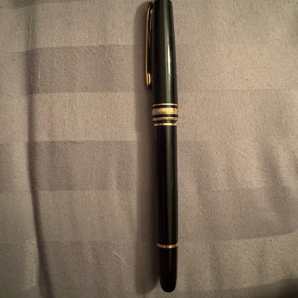 Authentic Mont Blanc fountain pen, includes all packaging, purchased in ‘97! - Picture 7 of 12